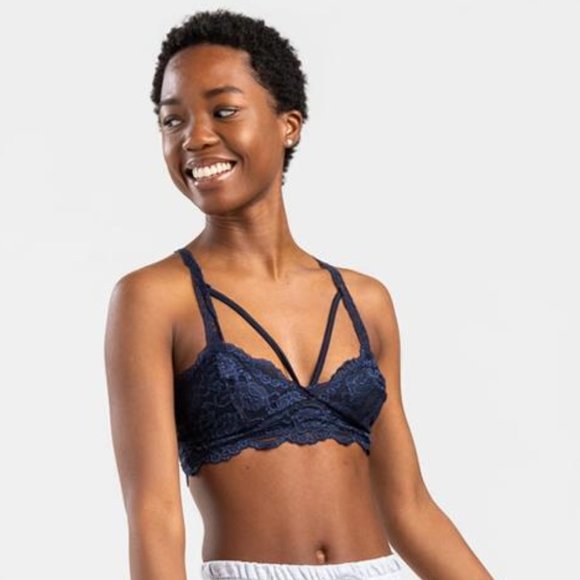 Francesca's | NWT Alexia V Cut Lace Bralette - Picture 3 of 10
